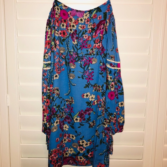 Wayf Cold Shoulder Dress - Picture 6 of 6